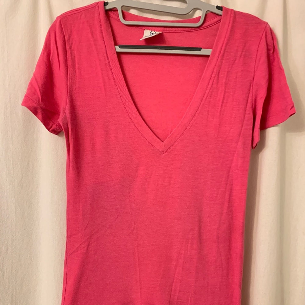 PINK / Victoria’s Secret pink V-neck shirt